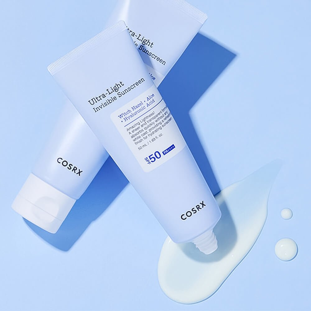 COSRX Ultra - Light Invisible Sunscreen SPF50 PA++++Ультралёгкий солнцезащитный крем с гамамелисом 50 ml - DYBEAUTY