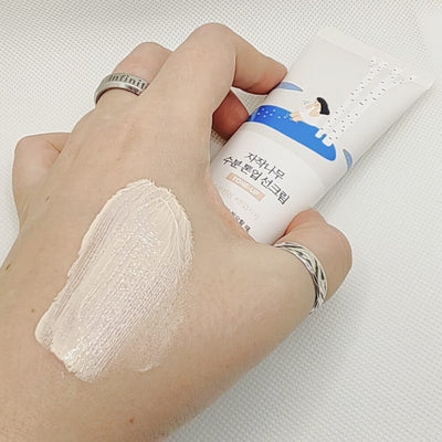 Round Lab Birch Juice Moisturizing Tone-Up Sunscreen SPF50+ PA++++ Тонирующий солнцезащитный крем 50 ml