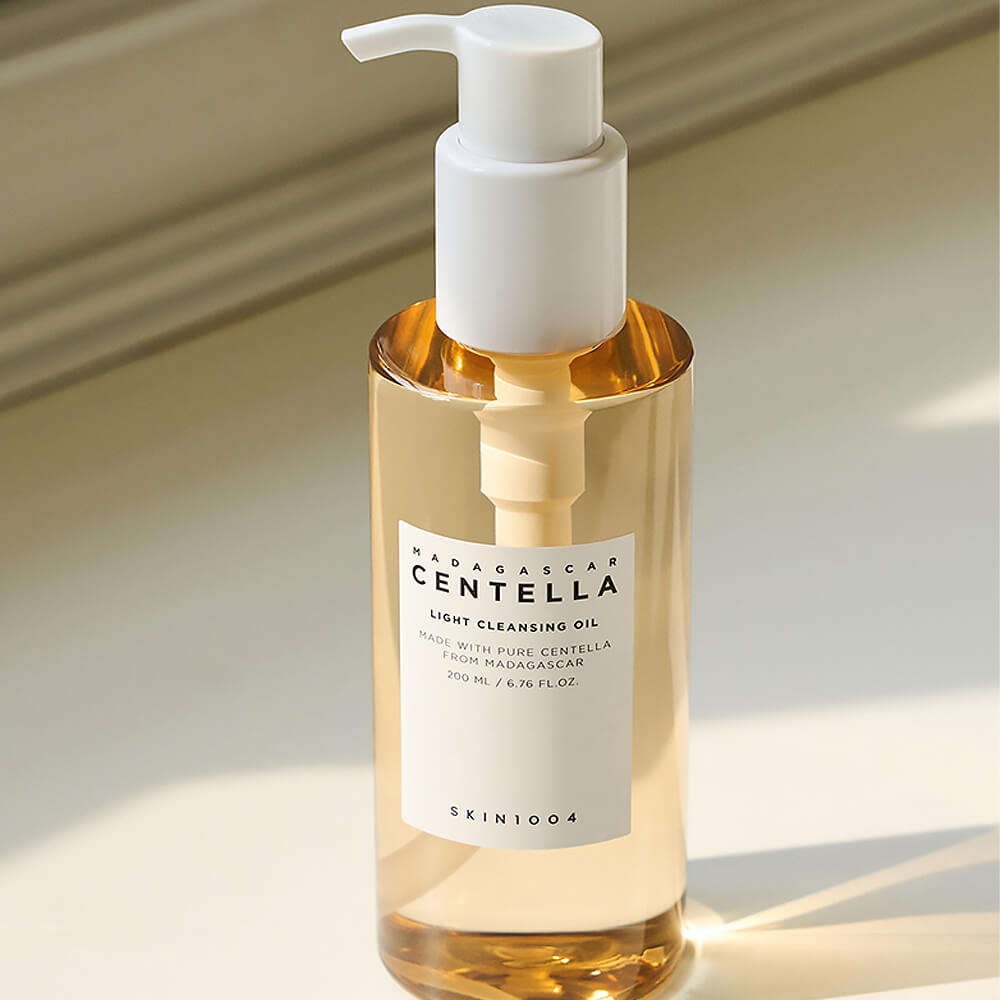 SKIN1004 Madagascar Centella Light Cleansing Oil Гидрофильное масло с центеллой 200 ml - DYBEAUTY