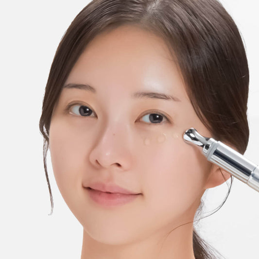 VT Cosmetics Reedle Shot Vita - light Eye Cream Массажный крем для век с микроиглами 15 ml - DYBEAUTY